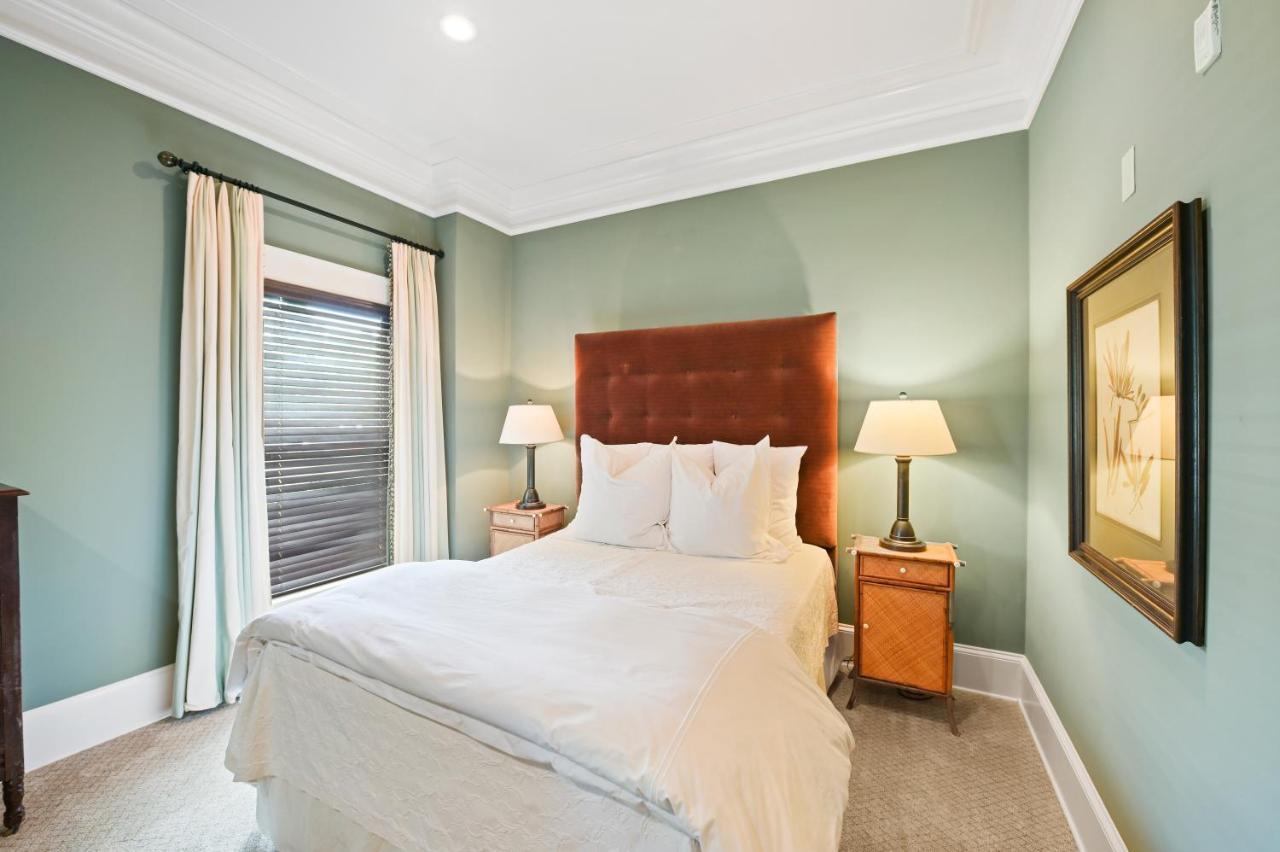 The James Madison Inn 外观 照片
